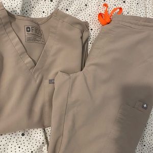 Limited edition boulder figs set